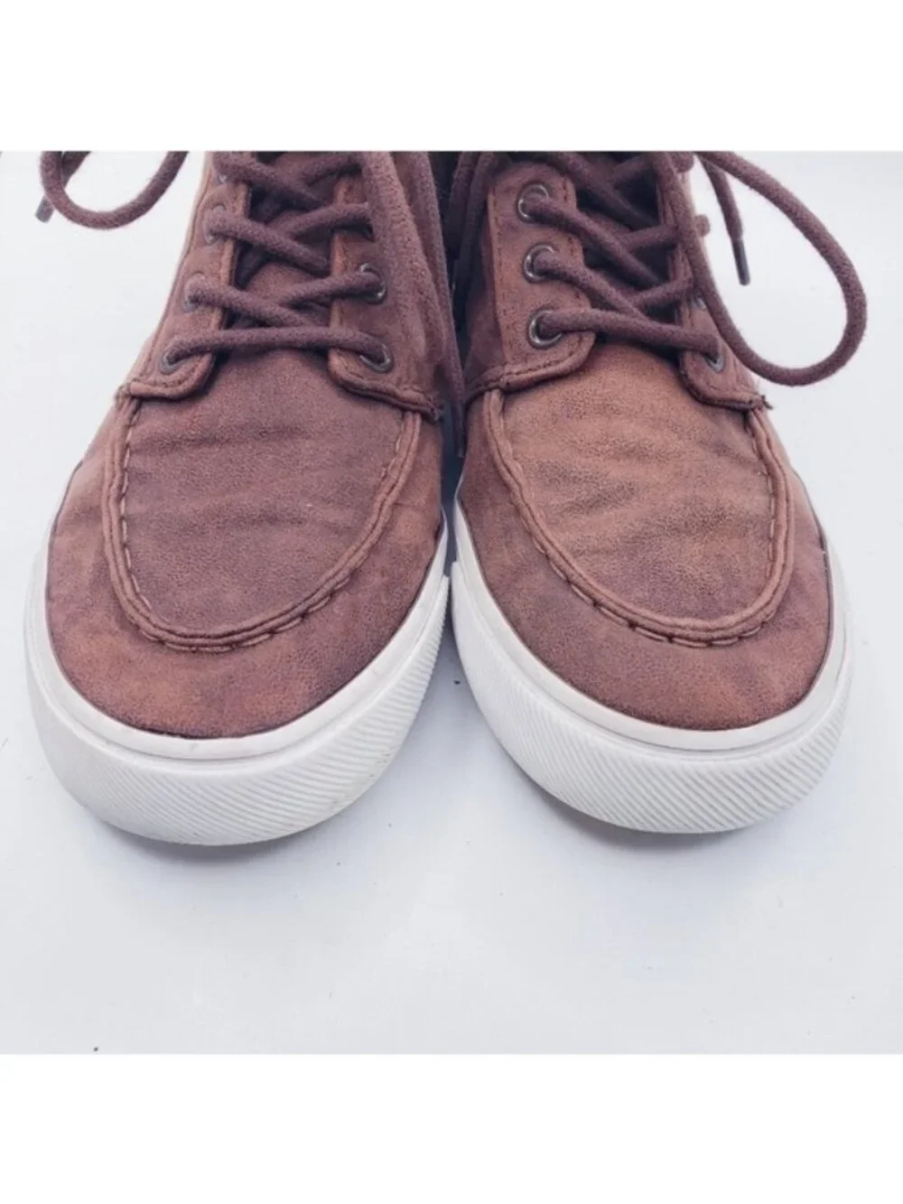 Old Navy Brown Faux Leather High Top Moccasin Lace Up Sneakers Boys Youth Size 3